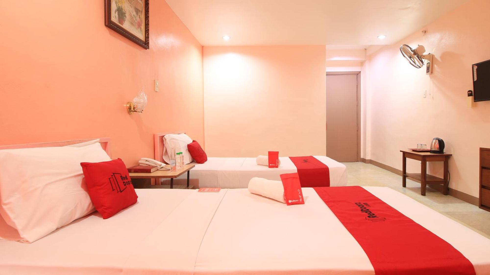 Reddoorz Plus @ Chinatown Binondo Manila Eksteriør bilde