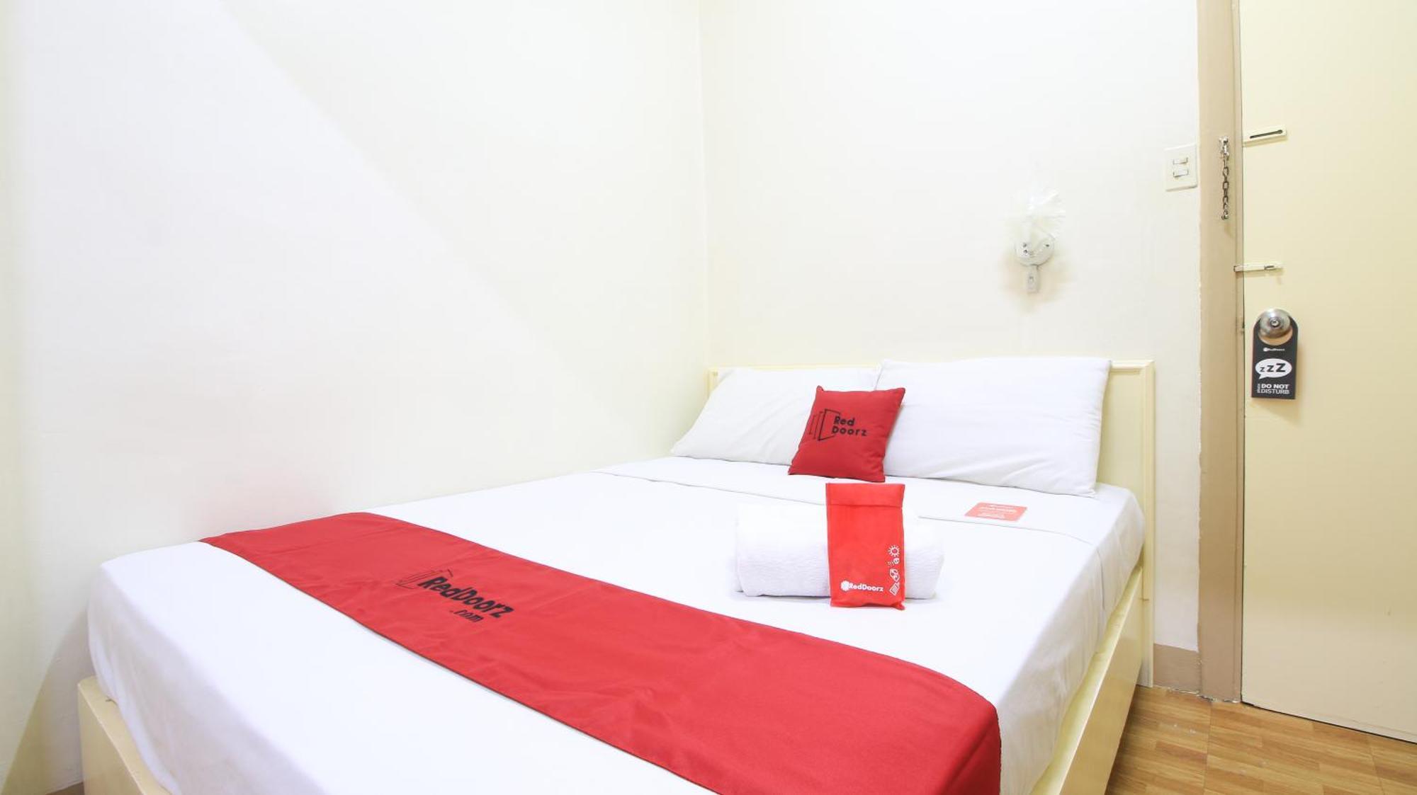 Reddoorz Plus @ Chinatown Binondo Manila Eksteriør bilde